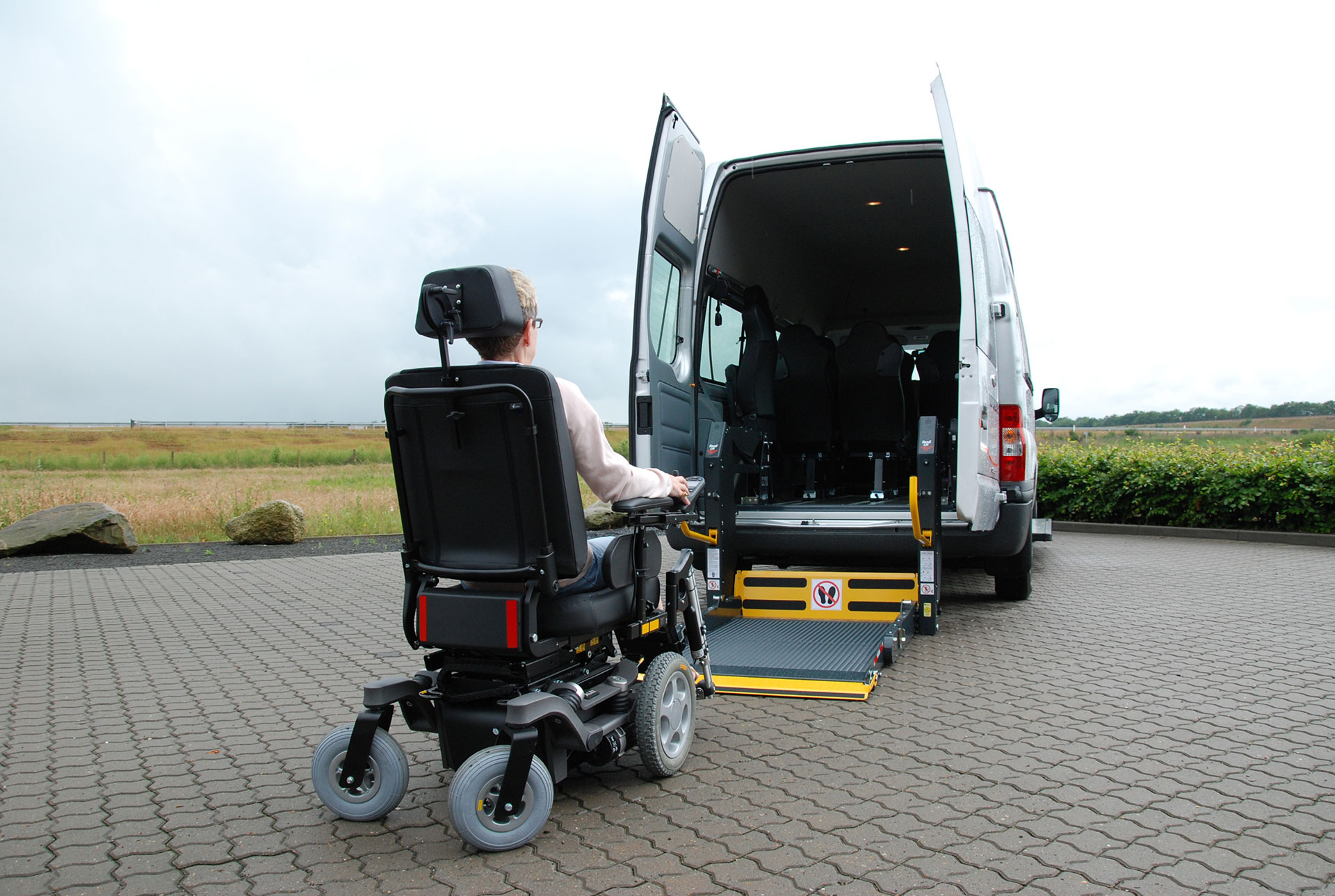 Flyselskaber Layouten Brobrygge Lej en Handicapbil - Billigt & Fleksibelt - Book online ved HandiGo i dag!